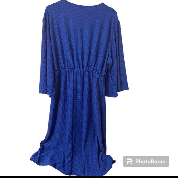 Poof New York Plus Size 1x Pullover Elastic Waist V Criss Cross Neckline Dress - Picture 2 of 6